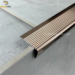 China Shiny Rose Gold 6063 Aluminum Vinyl Flooring Stair Nose L Shape Anti Slip factory