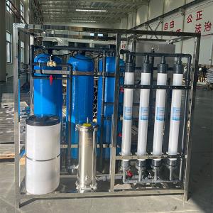 China 2 Ton Professional Ultra Filtration Equipment For Mineral And Drinking Water Made factory