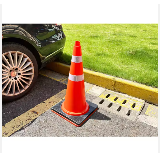 Recycled Material Base Traffic Cone Weight Stackable Base Design High - Quality
