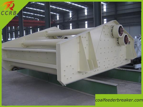 China Linear Vibrating Screen Machine for Dewatering factory