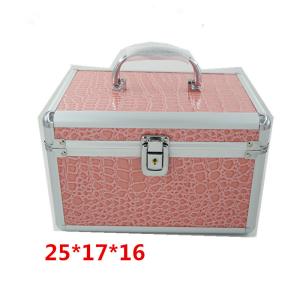 China Aluminum Professional Makeup Box Easy To Move With Black Velvet / EVA Lining factory