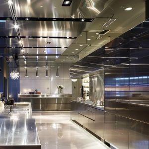 China Stainless Steel Expanded Metal Cladding Mesh Panel Fence Panel factory