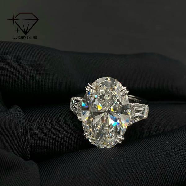 Luxuryshine Oval Cut VVS/VS Lab Grown Diamond 10CT Solitaire Ring 18K solid Gold custom Jewelry With IGI Certificate