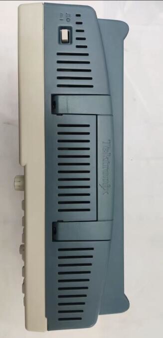 Used Tektronix TDS2024B Multi-Channel 4CH 2GSs 200MHz Color DSO Good Condition