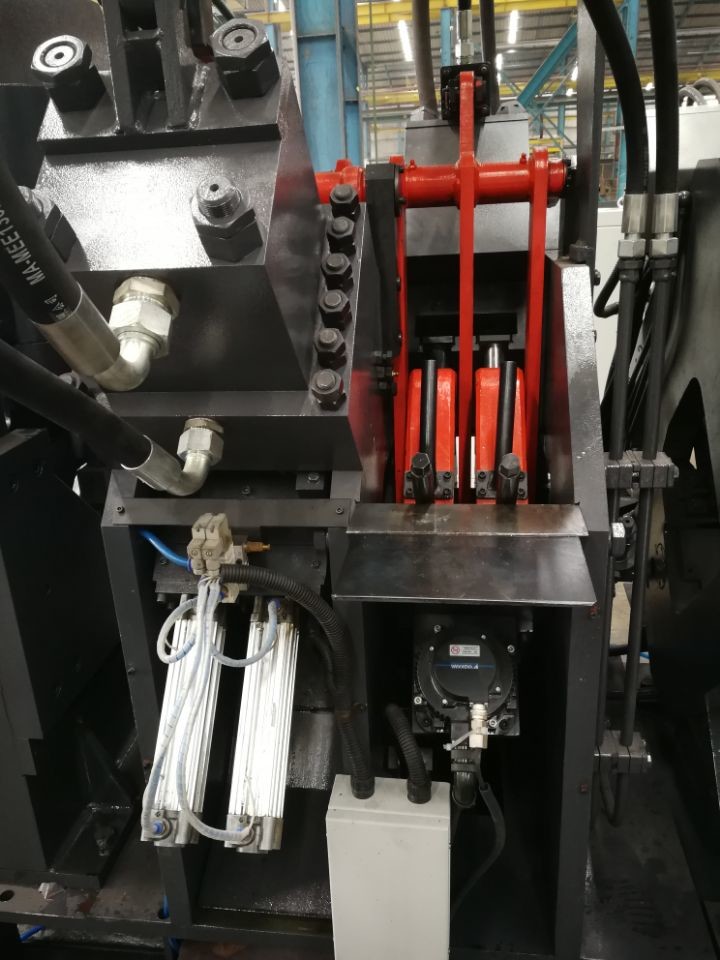 High Speed Cnc Angle Punching Machine, Angle Cutting Machine, CNC Angle Punching Line Model JNC2020G