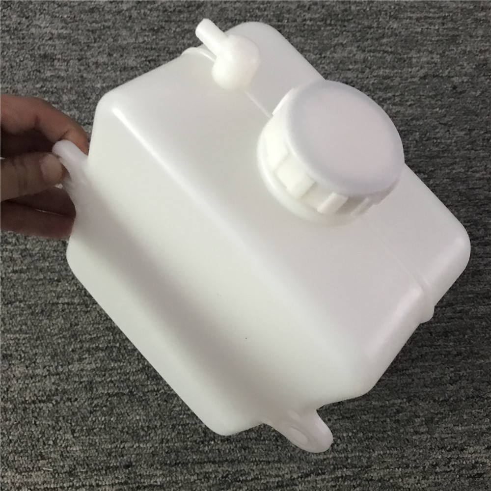 Doosan Excavator Engine Parts DX150 DX260 Pair Kettle Water Tank Accessories
