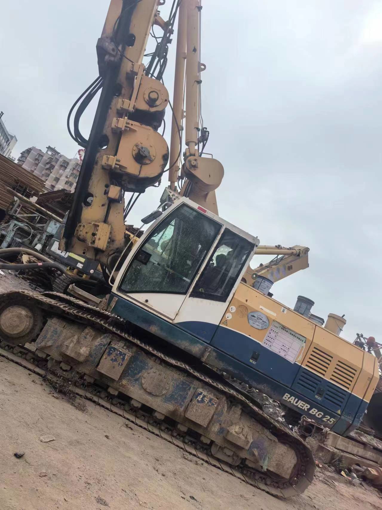 2012 year BG25 Rotary Drill Rig Maximum Drilling Depth 94m with factory price for sale