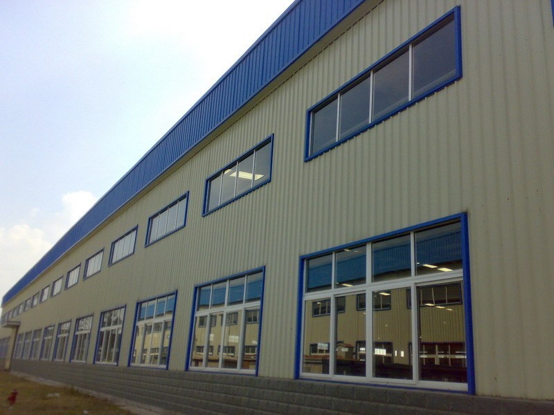 Lightweight Steel Warehouse Buildings Corrosion-Resistant