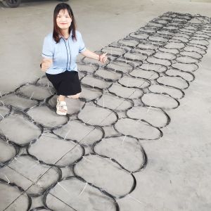 China low-visibility tank obstacle barrier net tank tracks wound battlefild factory