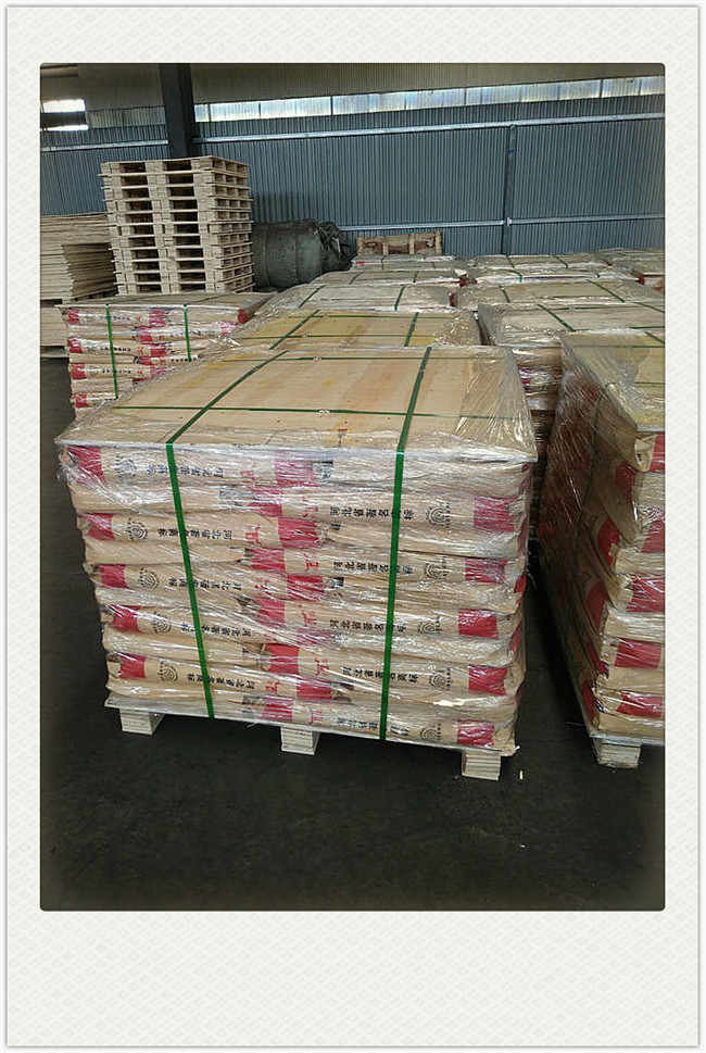 Undulated Segment Xorex Steel Fiber Corrugated Type 0.6-1.02mm Diameter