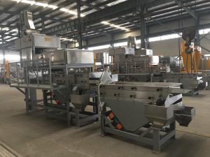 China High Automatic Degree Peanut Chopping Machine / Almond Nut Crusher 500kg/h factory