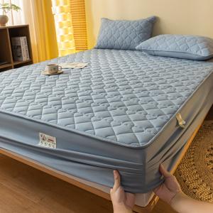China Grade A Fashion Waterproof Fitted Sheet Mattress Protector for Twin Full King Queen Size factory