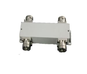 China 30dB IP67 High Power Hybrid Coupler , Antenna Splitter Combiner 698 - 3800MHz factory