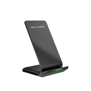 China Stand Type C 9cm Portable Wireless Cell Phone Charger factory
