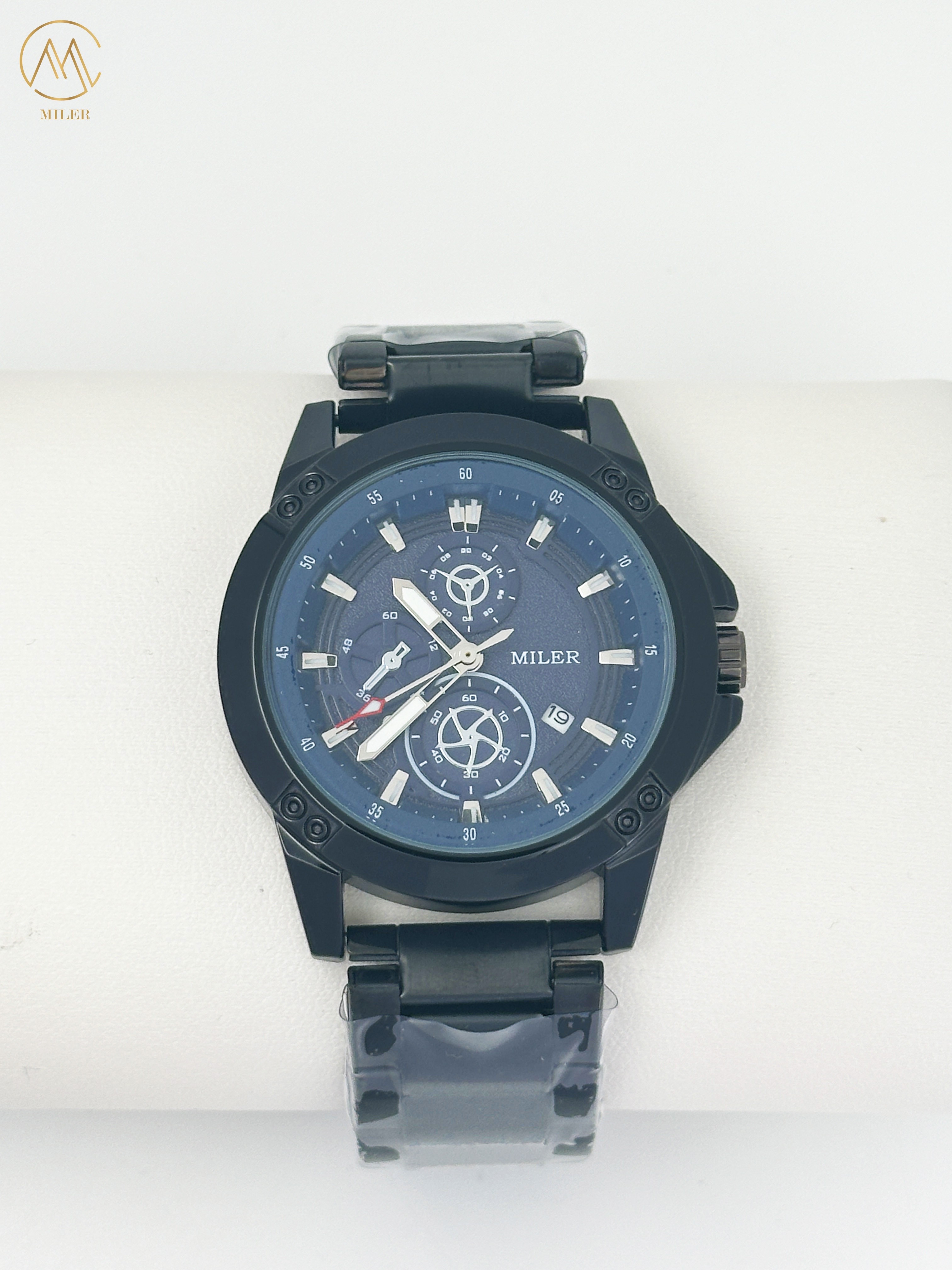 Men Fashion Watch Stainless Steel Strap Watch with Band Color Like The Picture