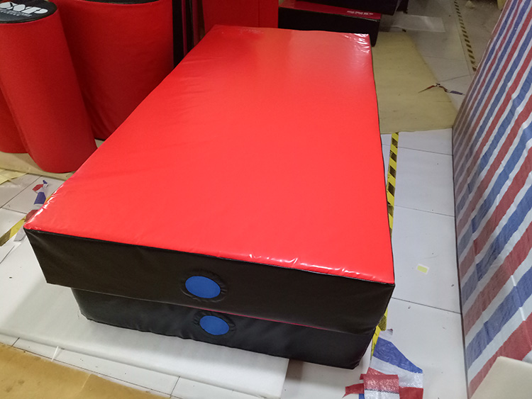 60cm Thickness Gymnastic Mats Perfect for Training and Competitions