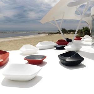 China Creative Fiberglass Sofa Seats Outdoor Business Table Set Hotel UFO Leisure Chair factory