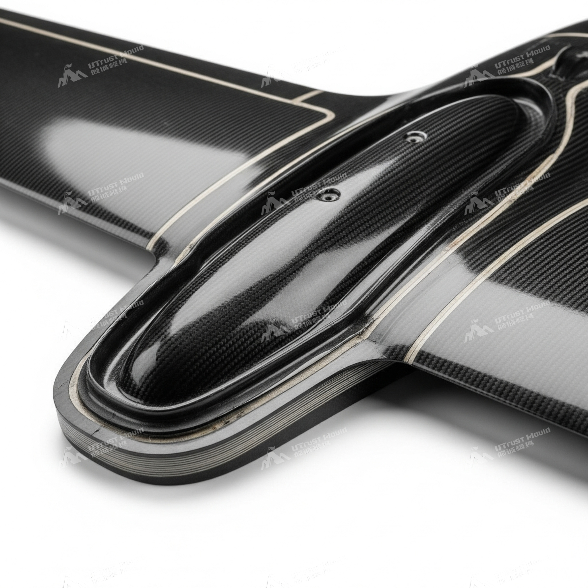 Lightweight Carbon Fiber UAV Wing Mold 5-Axis Milled for Aerodynamic Precision