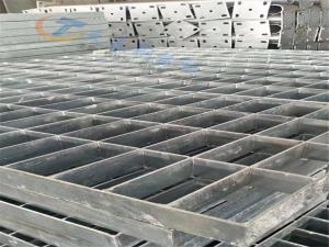 China HDG Heavy Duty Stair Tread Serrated Steel Grating factory