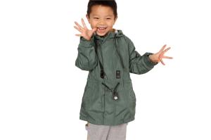 China Lightweight Olive Green Polyester Childrens Parka Coats For Winter factory
