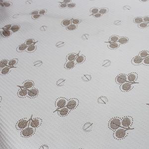 China Breathable 160gsm Polyester Woven Jacquard Knitting Fabric for Mattress Cover factory