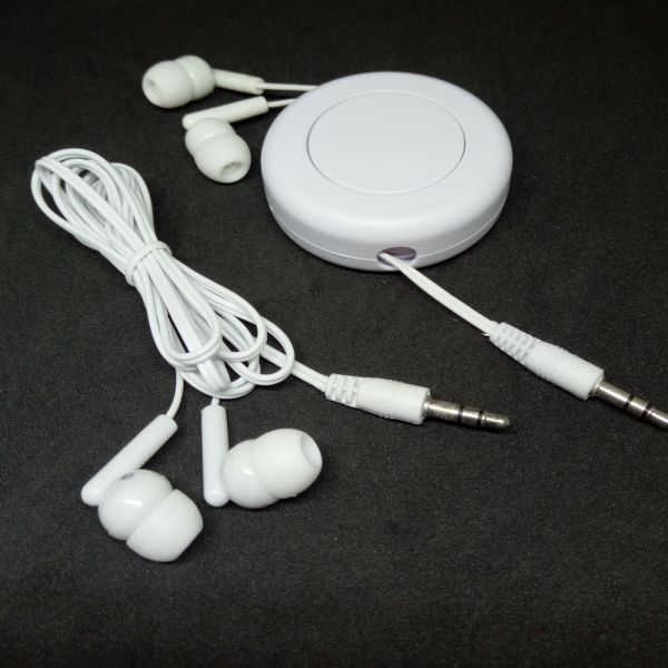 Professional Manufacturer Earbuds Headphone Made in China for Airplane