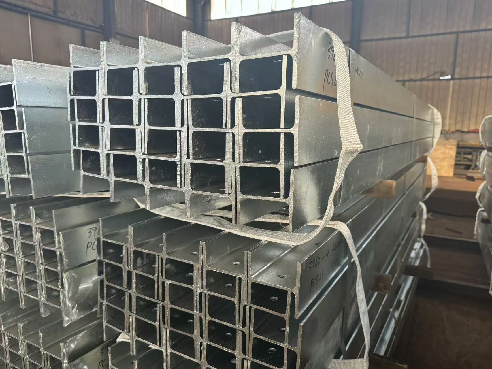 Aisi Standard Galvanized H Beam Retaining Wall For Customizable And Long Lasting Retaining Solutions
