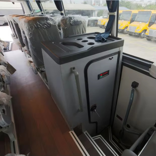 12450*2550*3790mm 50 Seats Jinlu Used Buses Deisel Fuel for Transportation