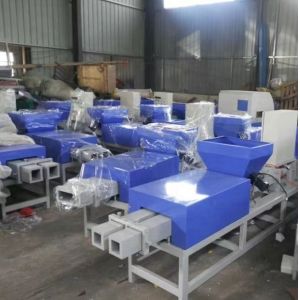 Waste Sawdust Recycling Wood Feet Block Hot Press Machine with 550-700 kg/m3