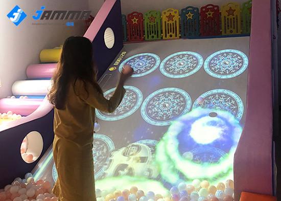 China 220V Interactive Floor Projector Slide 30 Games Infrared Detector with 1 Camera factory