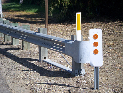 Highway Guardrail With Post And Spacer Made of Q345 Strip Steels for Singapore Market
