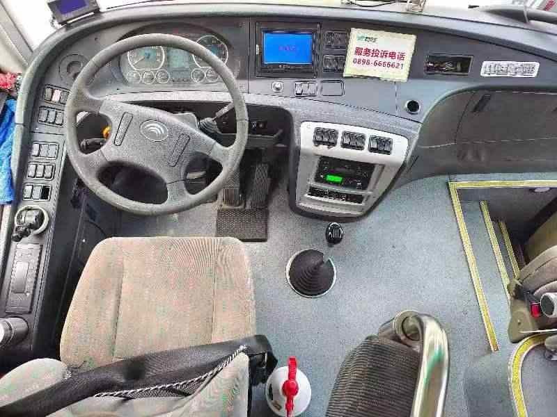 2015 Year 55 Seater Used Yutong Bus Zk6122 LHD Diesel Engine Double Door