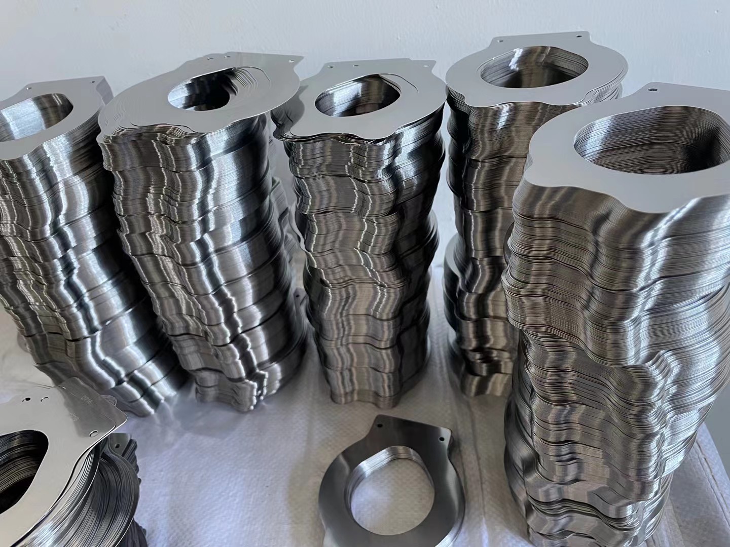 High-Precision Stainless Steel Valve Reed / Compressor Valve Disc – Anti-Wear, Flatness-Controlled, Heat-Treated for Industrial Applications