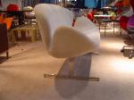 Arne Jacobsen Swan Modern Classic Sofa Leather Double Style 144 * 66 * 78.5cm