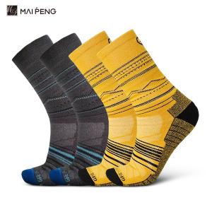 China Breathable Thick Thermal Wool Socks Outdoor Winter Warm Crew Socks factory