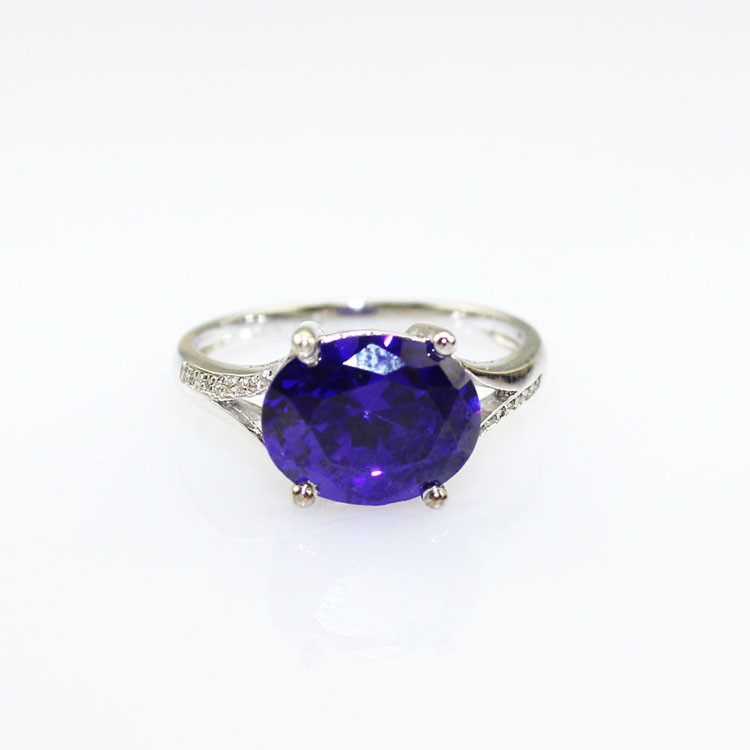 925 Sterling Silver Oval Purple Cubic Zirconia Ring(F65)