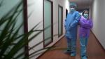 Non Woven Clothing Disposable Work Clothes Disposable Safety Lab Coat Jacket OEM