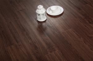 China Residential PVC Vinyl Plank Flooring Dark Wooden Color Wearing Resistant factory
