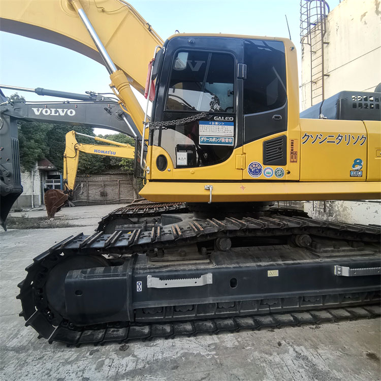 Used Komatsu PC450 Hydraulic Excavator in Good Condition Made in Japan 257 KW Power
