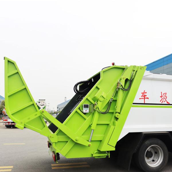 Dongfeng Garbage Compactor Truck 4x2 7CBM 9 CBM Compressed Rubbish Truck