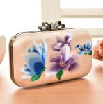 Korean version of the 2016 new women's vintage evening bags hand embroidery silk