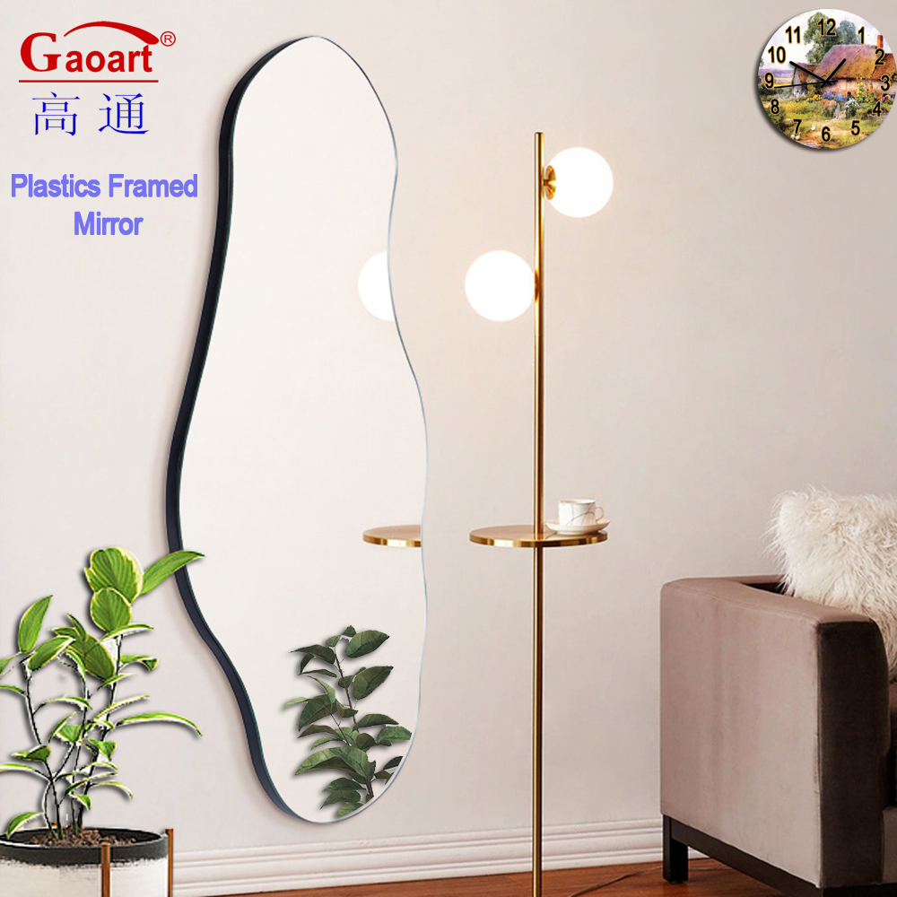 Every Day Occasion Decorative Wall Mirror with Chinese Craft and Customized Size