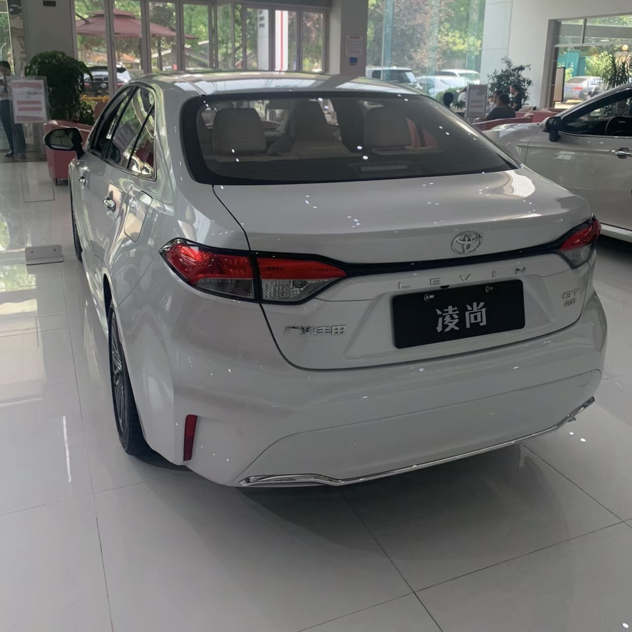 Toyota Levin Lingshang SUV Hybrid Cars Euro IV Emission Standard and Fuel Efficiency
