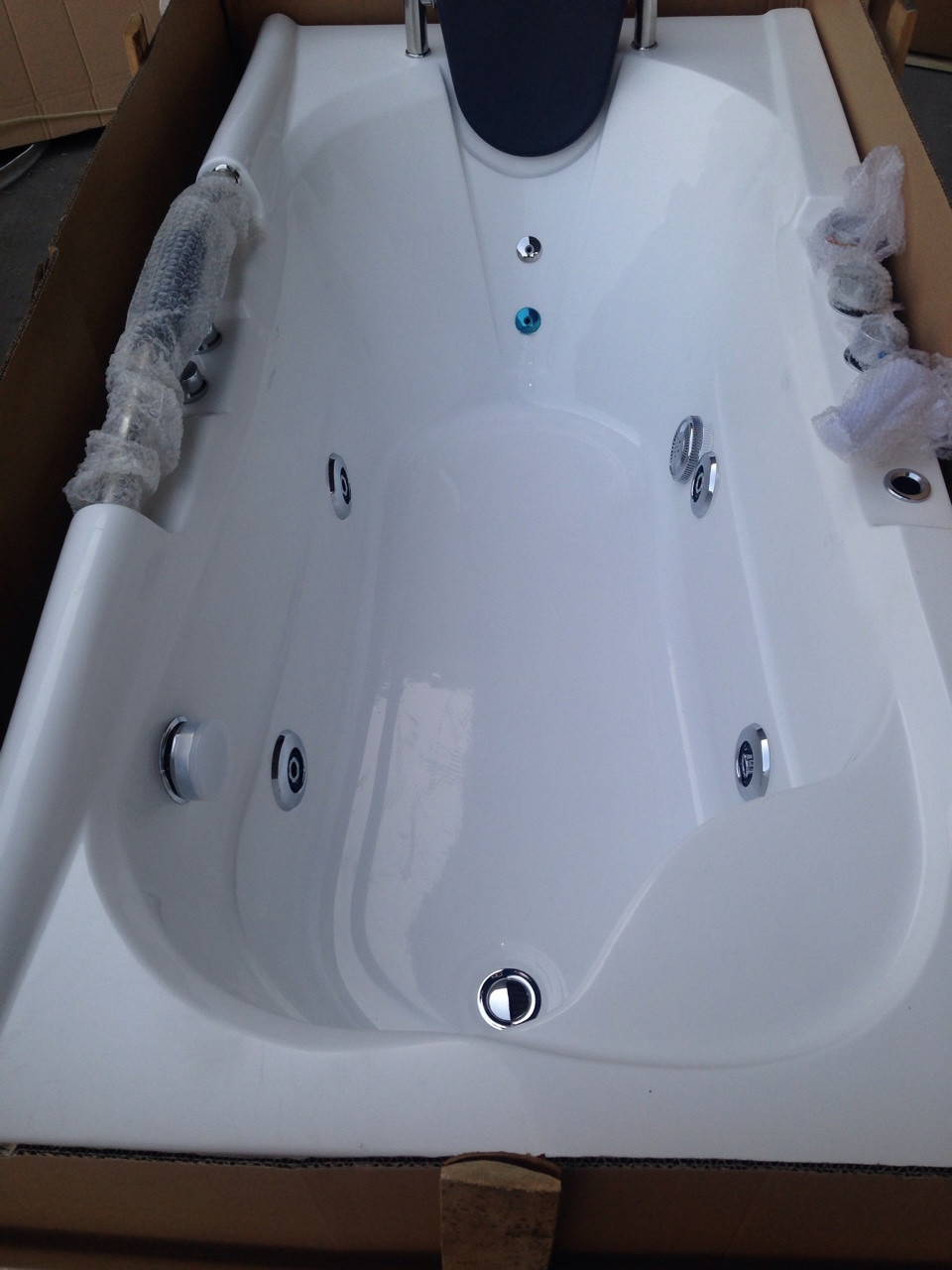 whirlpool bathtub accessories
