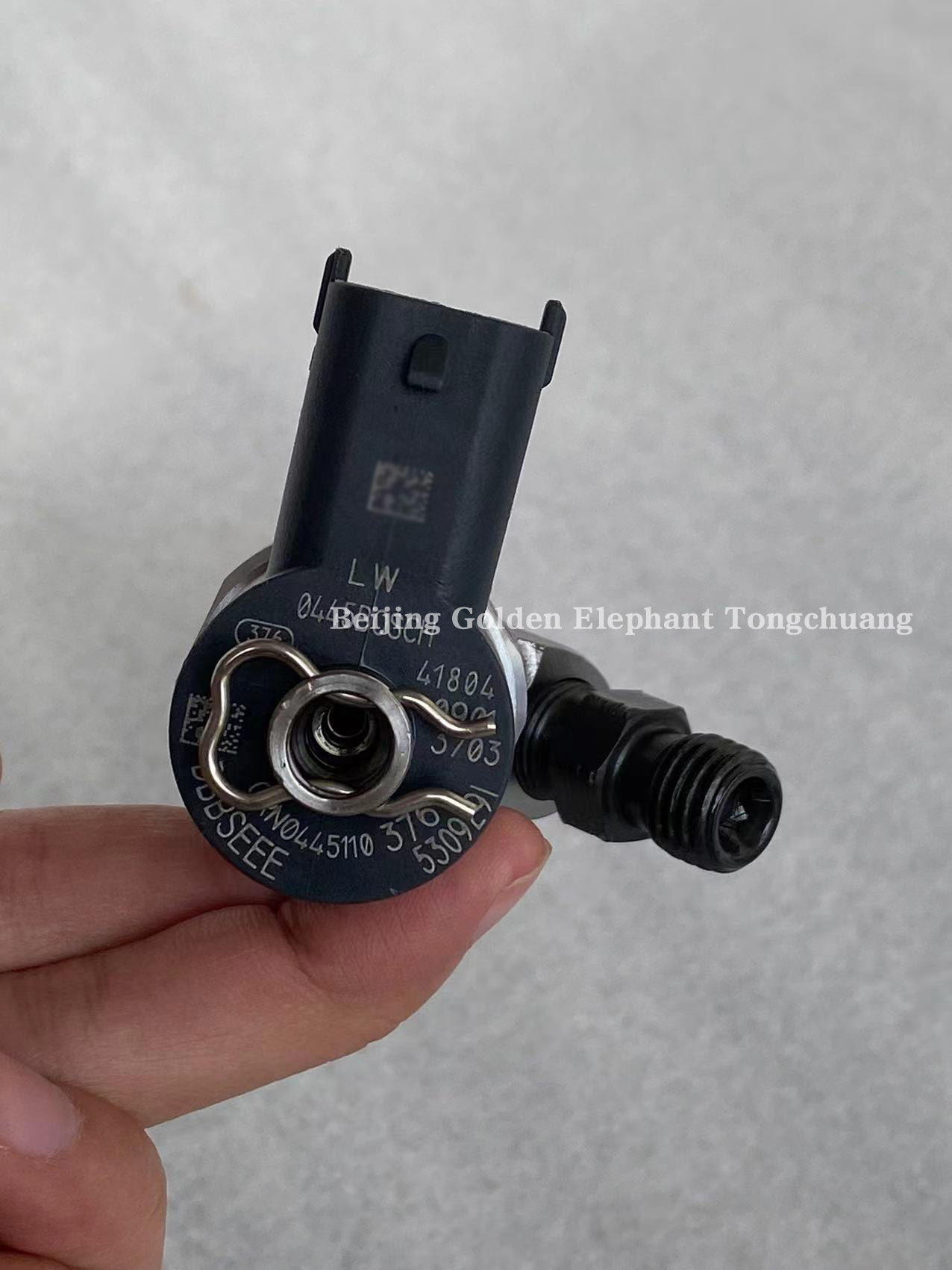 0445110376 Foton Truck Spare Parts Omako O Ling MRT ISF 2.8 Engine Injector Assembly The