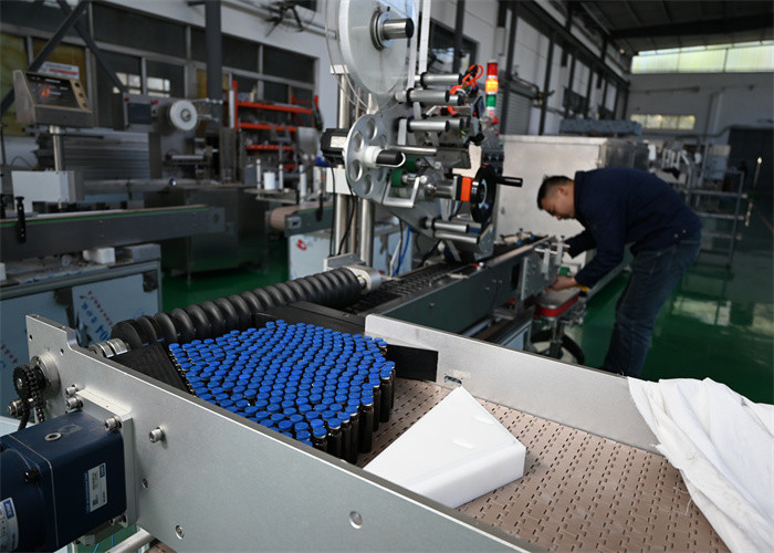 pharma labeling machine with Automatic Roll on System - 20 to 50 Meters Per Minute labeling speed