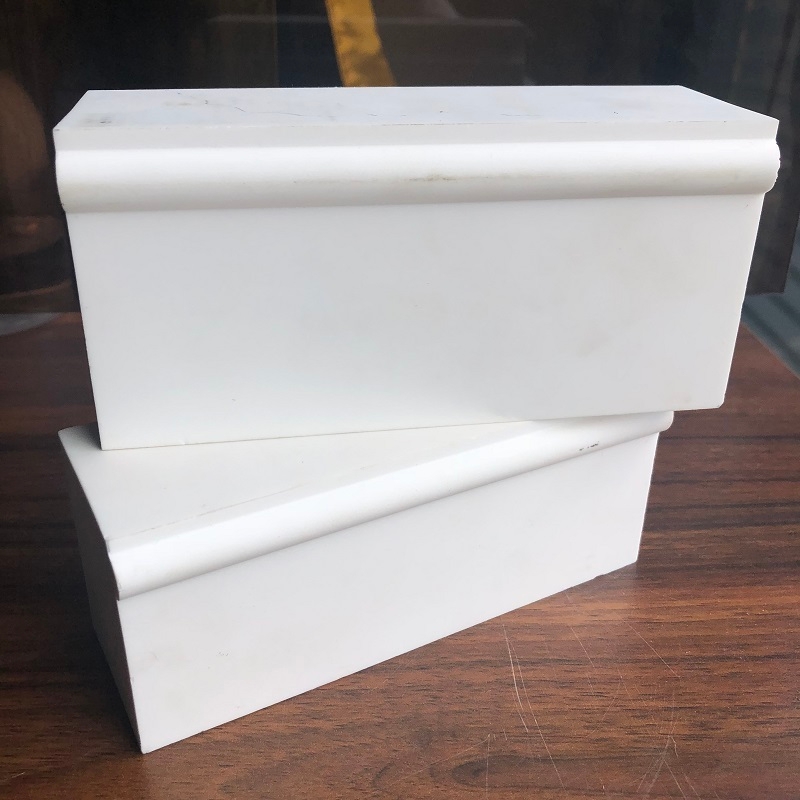 International Standard SiC Content Refractory Bricks Customized Size White Corundum Brick