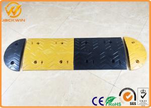 China Parking Lots Yellow / Black Rubber Speed Bump Car Safety Road Concrete Speed Bumps factory