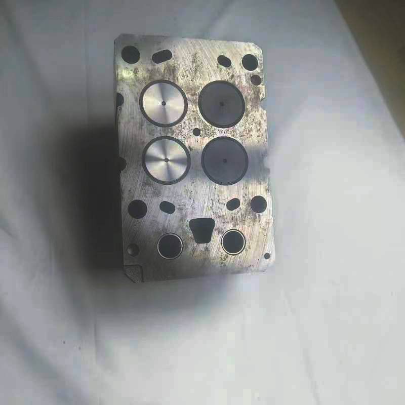 Engine Spare Parts Cylinder Head 40236R 180804 Designed for Construction Machinery