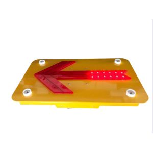 China Traffic Arrangement Flashing LED Arrow Board Plastic Spraying on sale